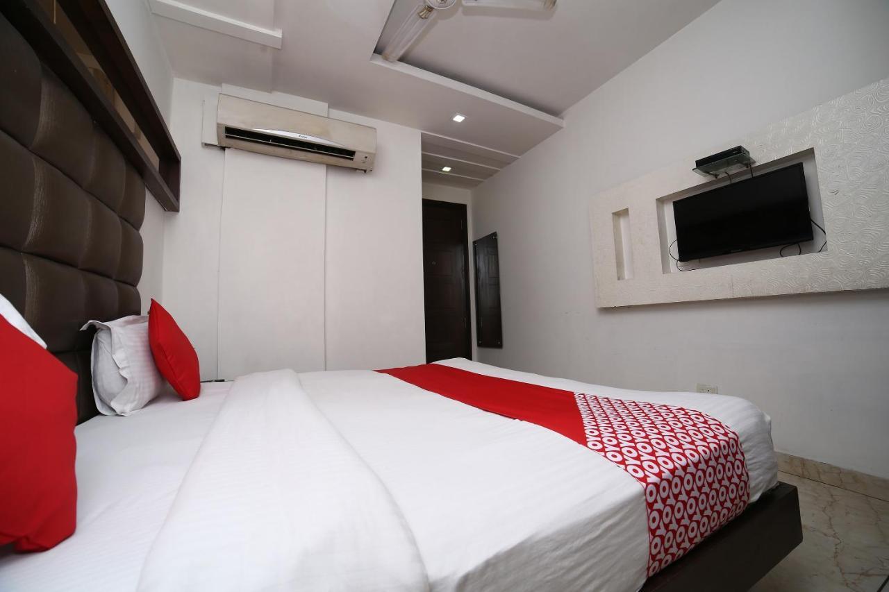 Oyo 11150 Hotel Jmd Rooms Нью-Дели Экстерьер фото