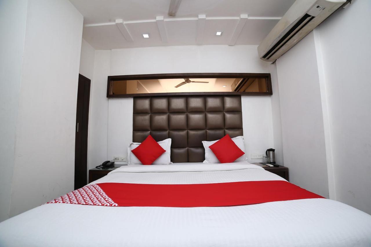 Oyo 11150 Hotel Jmd Rooms Нью-Дели Экстерьер фото