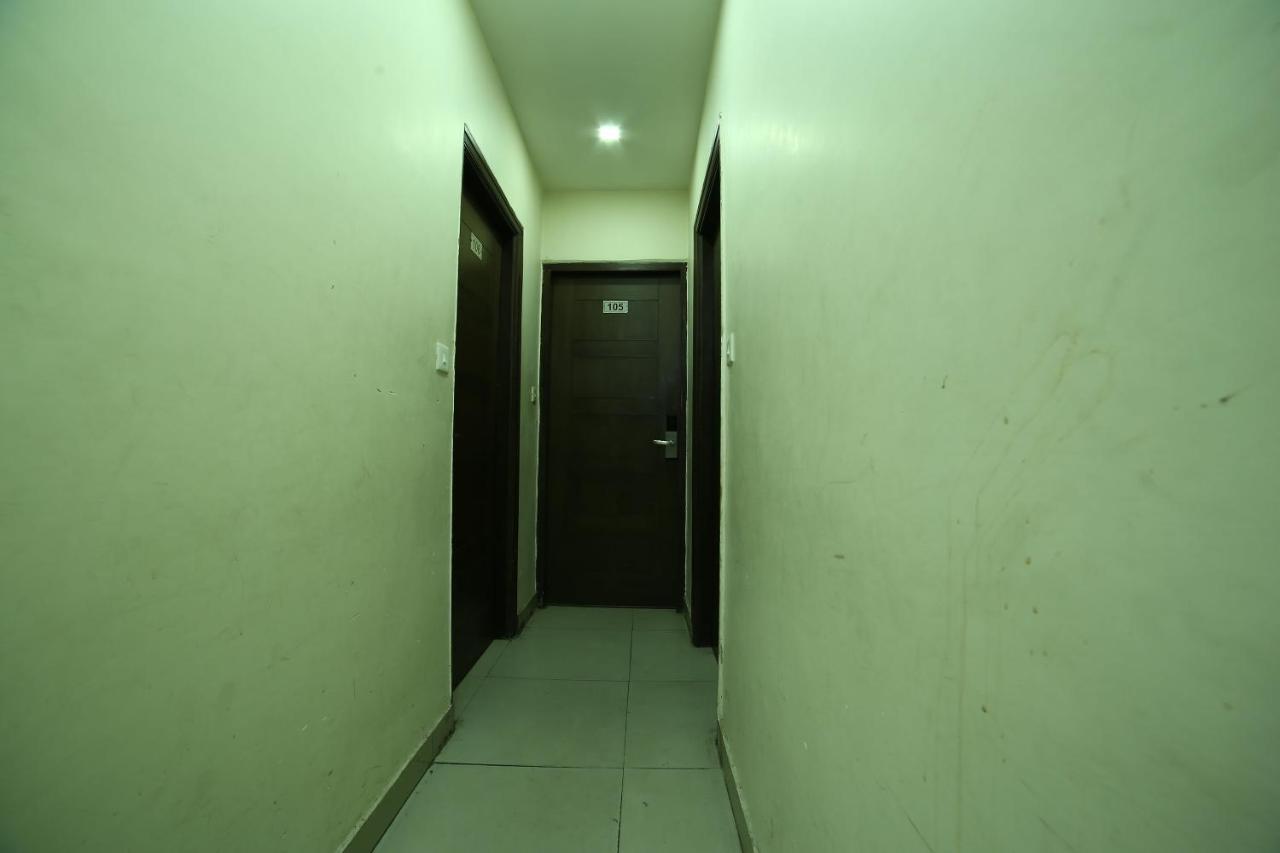 Oyo 11150 Hotel Jmd Rooms Нью-Дели Экстерьер фото
