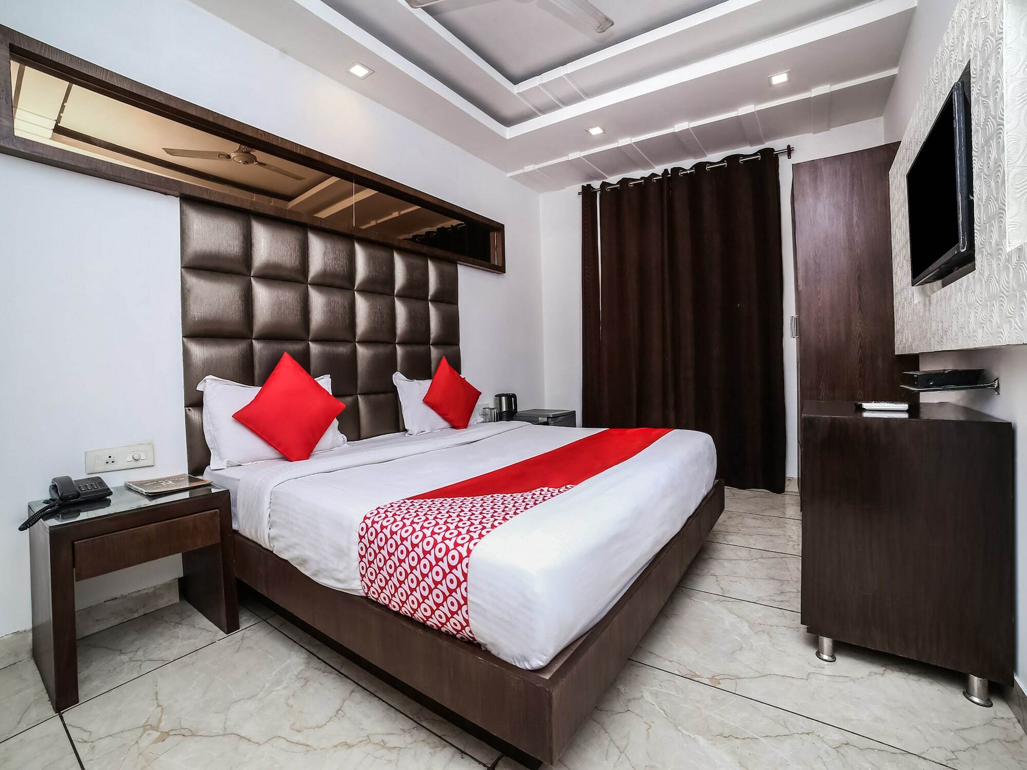 Oyo 11150 Hotel Jmd Rooms Нью-Дели Экстерьер фото